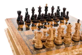 Шахматы из карельской березы "Классические"